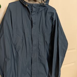 LL Bean mens lightweight rain jacket